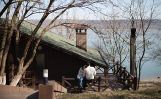 Kompleksowy przegląd wpływu ubezpieczeń na neurologię w kontekście niedoboru specjalistów